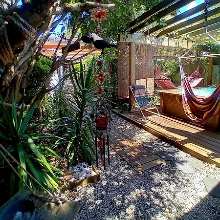 La Bordeaux St Augustin Bed & Breakfast